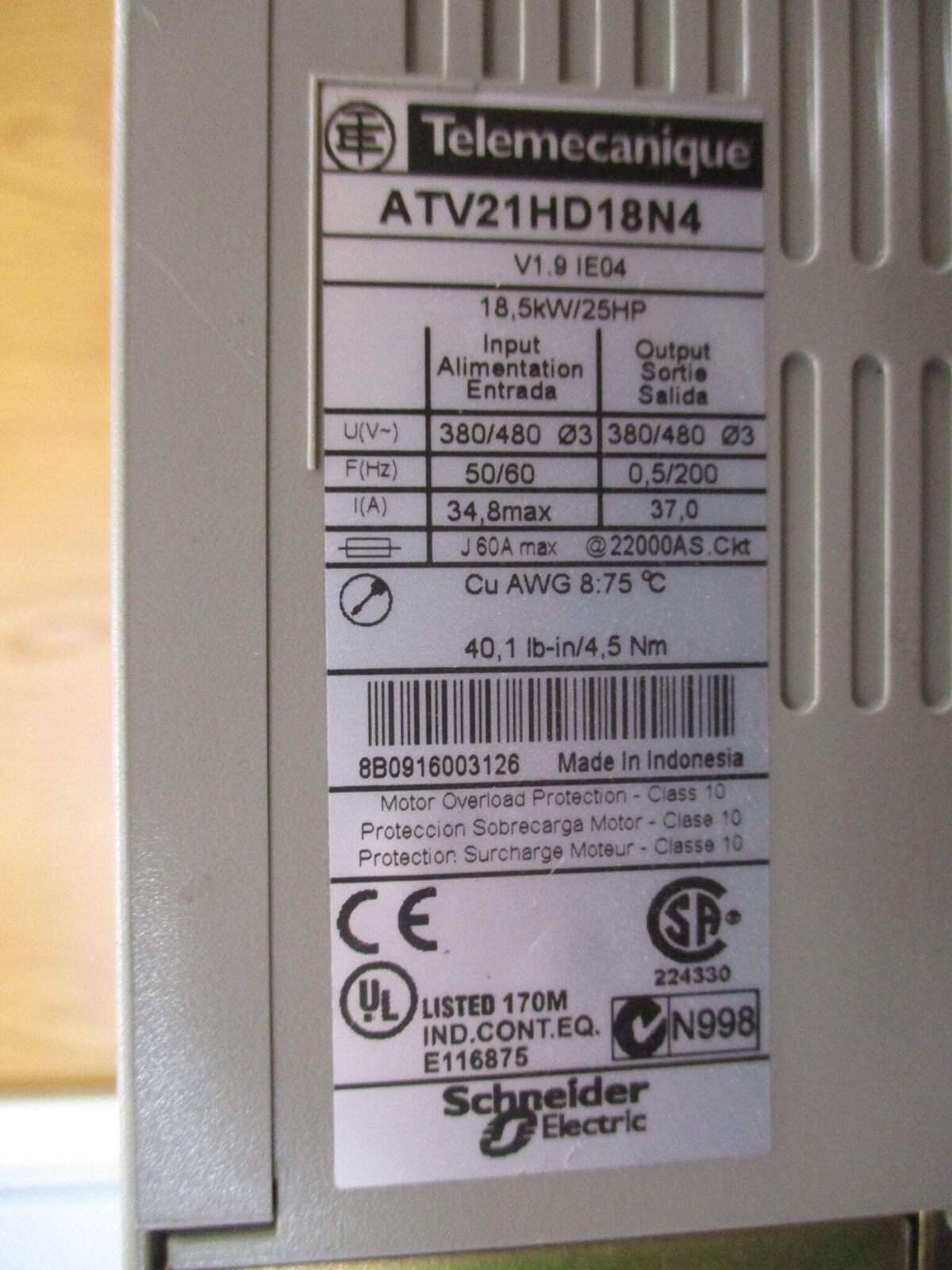 Telemecanique AC Drive ATV21HD18N4 25HP 3Ph Used