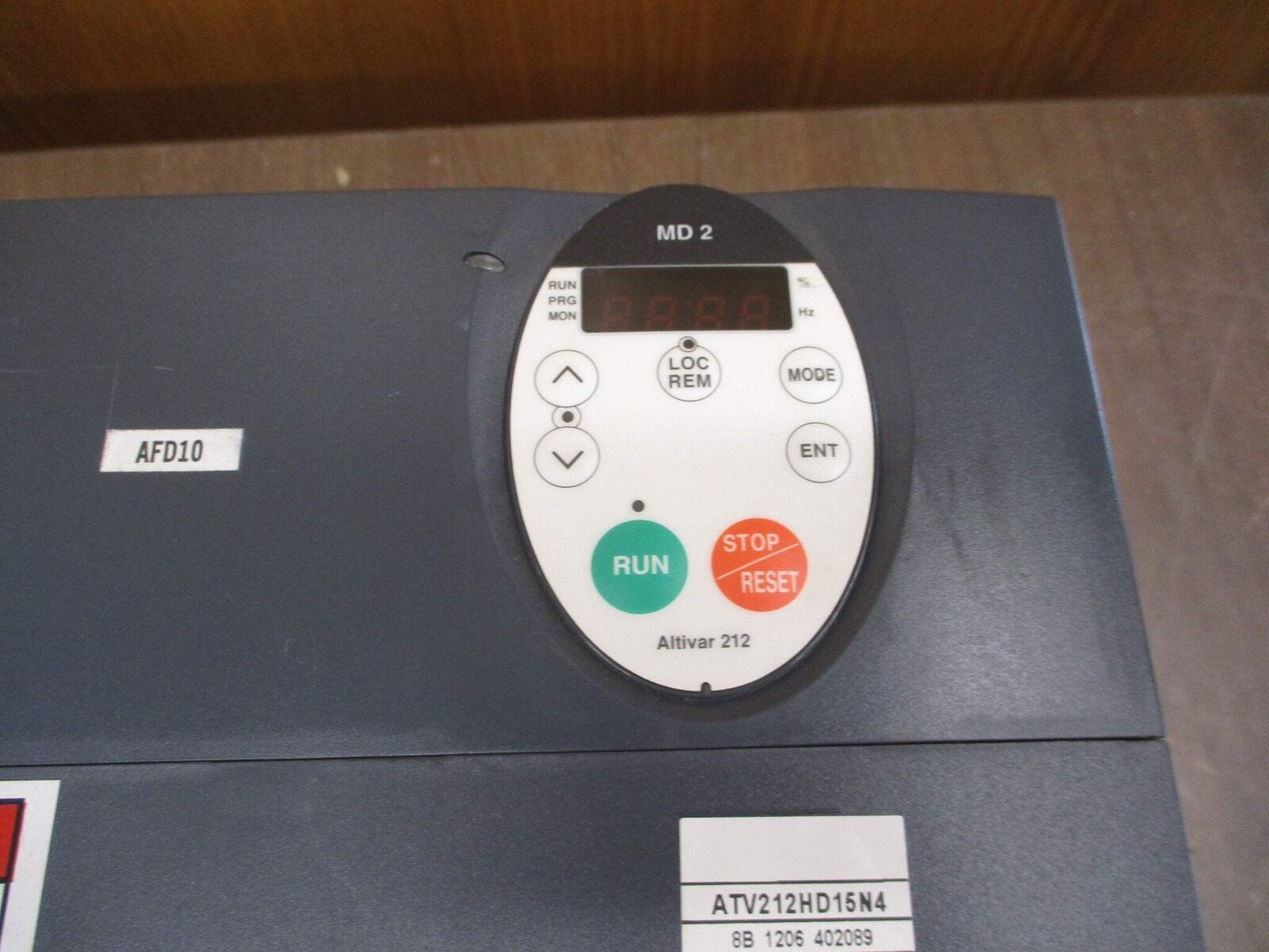 Telemecanique Altivar AC Drive ATV212HD15N4 20HP 3Ph w/ Keypad Used