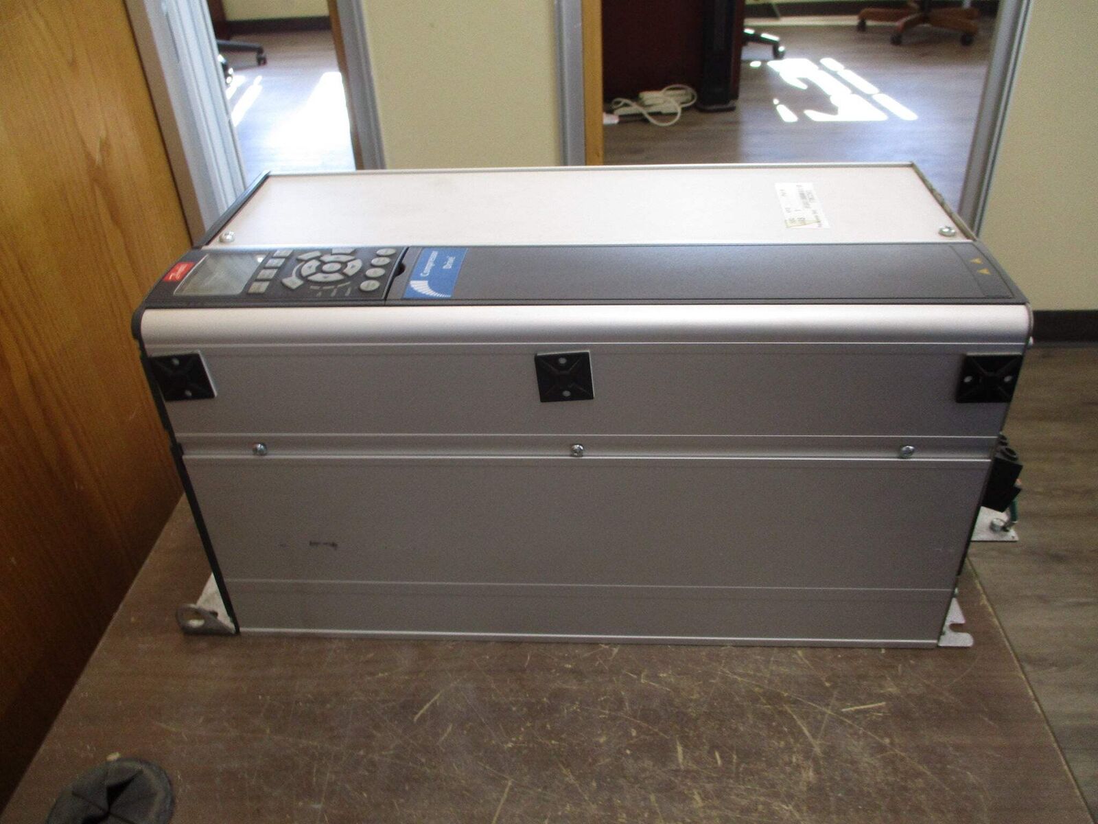 Danfoss CDS AC Drive 134F9368 25HP 3Ph w/ Keypad Used