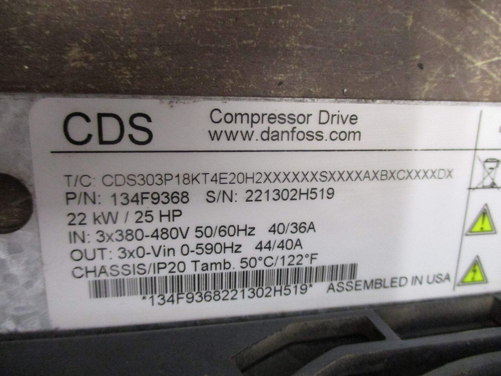 Danfoss CDS AC Drive 134F9368 25HP 3Ph w/ Keypad Used
