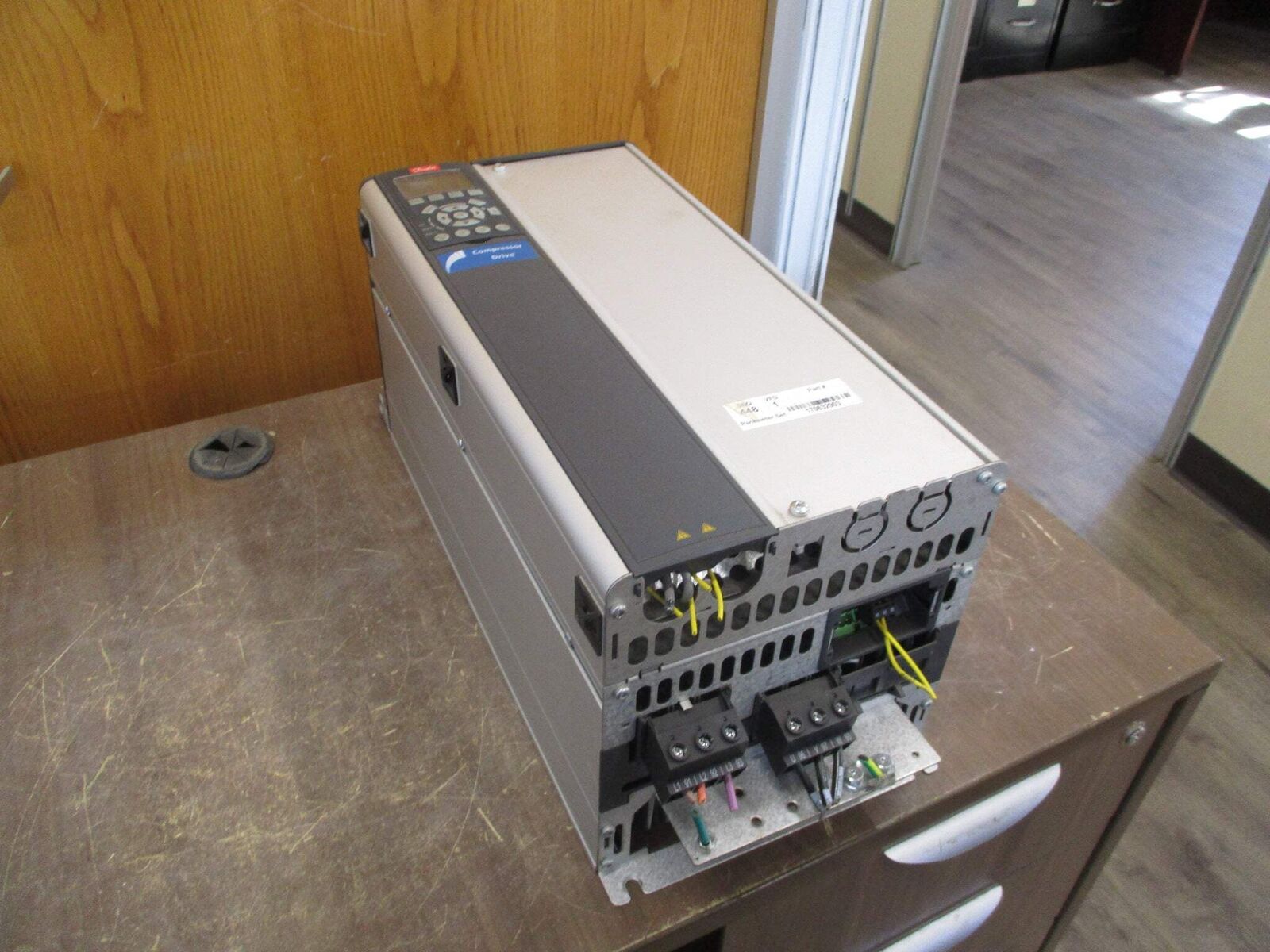 Danfoss CDS AC Drive 134F9368 25HP 3Ph w/ Keypad Used