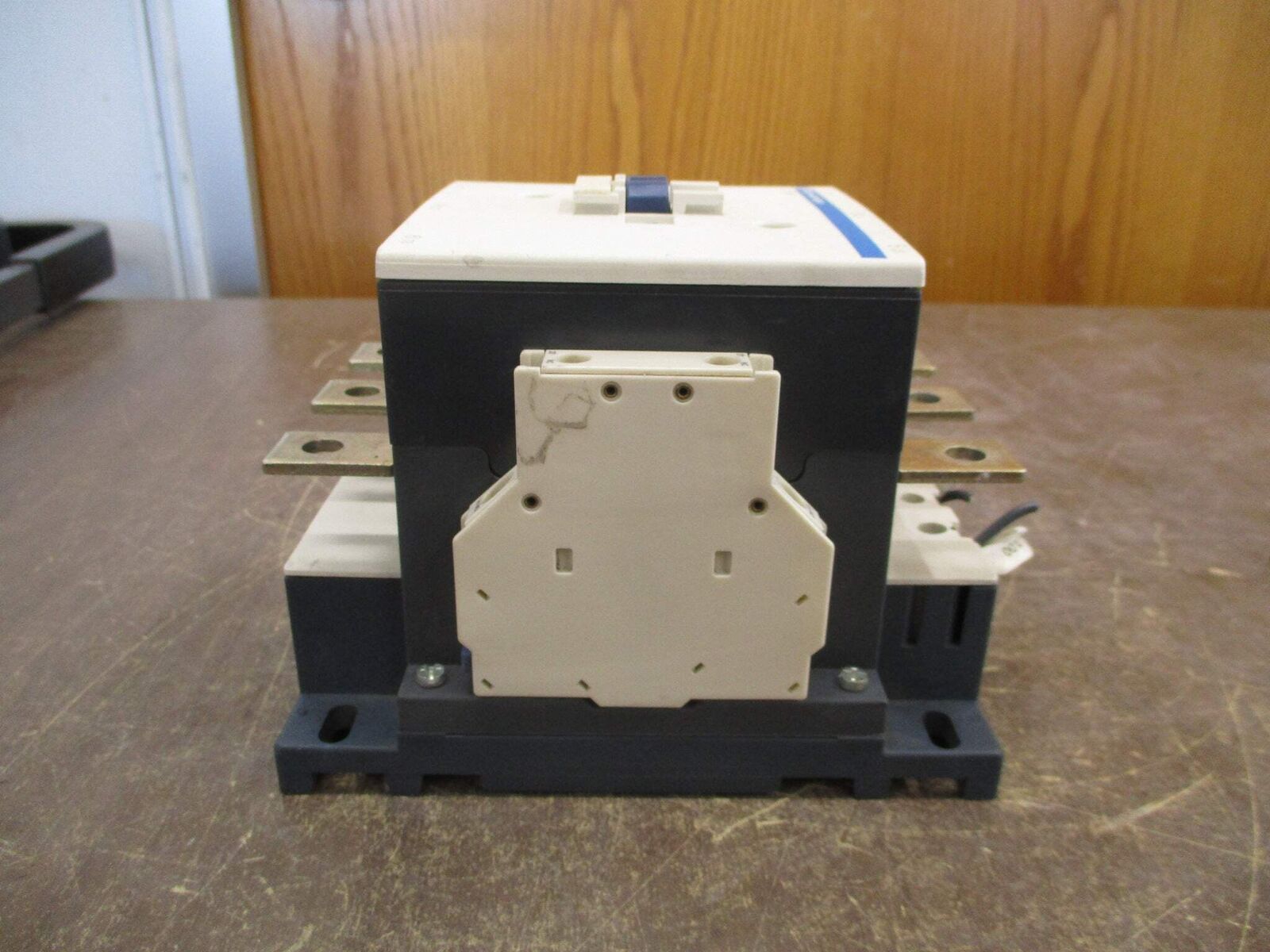 Telemecanique Contactor LC1D150 120V Coil 160A 600V w/ (1) Aux Contact Used