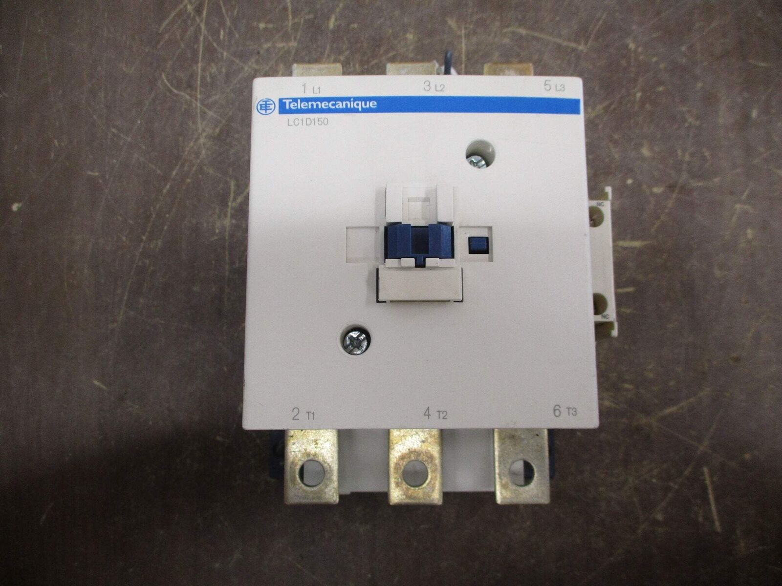 Telemecanique Contactor LC1D150 120V Coil 160A 600V w/ (1) Aux Contact Used