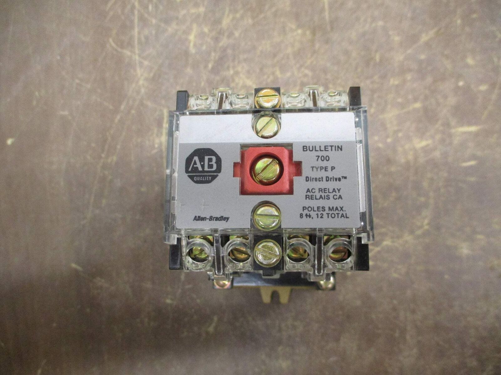 Allen-Bradley Type P Control Relay 700-P800A1 Ser. D 115-120V Coil New Surplus