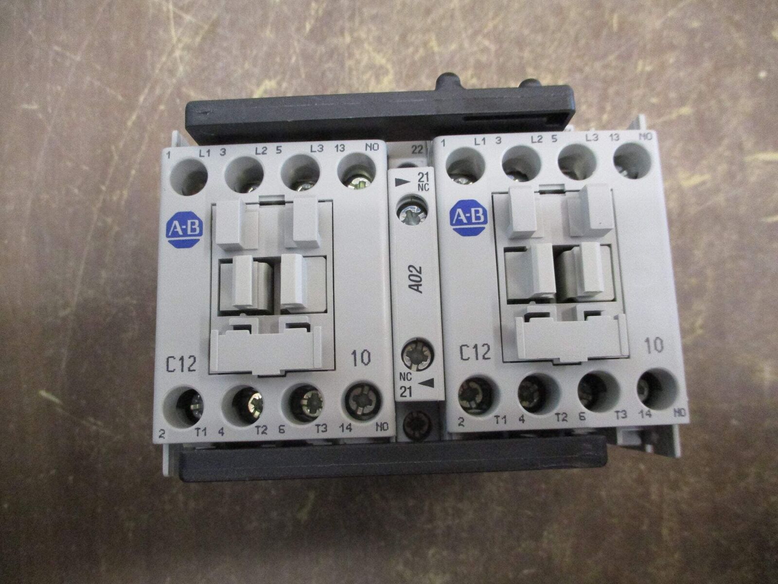 Allen-Bradley Reversing Contactor 104-C12D22 Ser. B 120V Coil New Surplus