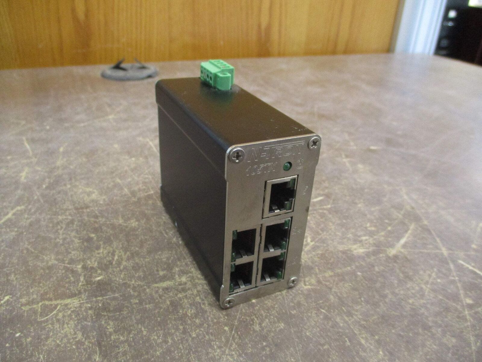 N-Tron Ethernet Switch 105TX 10-30V 215mA Used