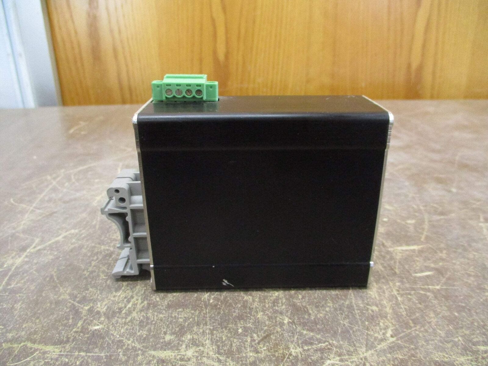N-Tron Ethernet Switch 105TX 10-30V 215mA Used