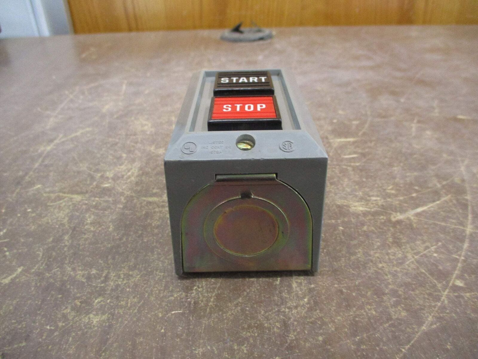 Square D Start/Stop Control Station 9001 BG 201 Ser. A 600V Used