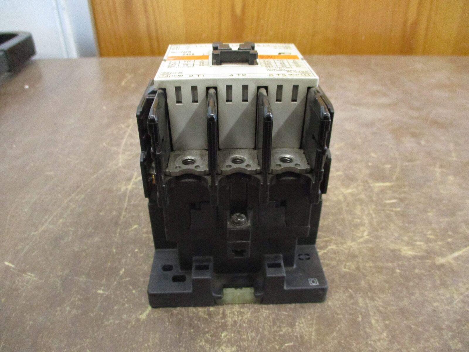 Fuji Electric Contactor SC-N2S Z408 200-230V Coil 100A 600V Used
