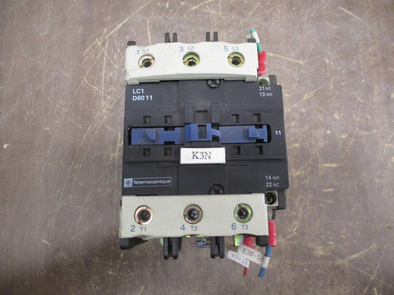 Telemecanique Contactor LC1 D8011 120V Coil 110A 600V Used