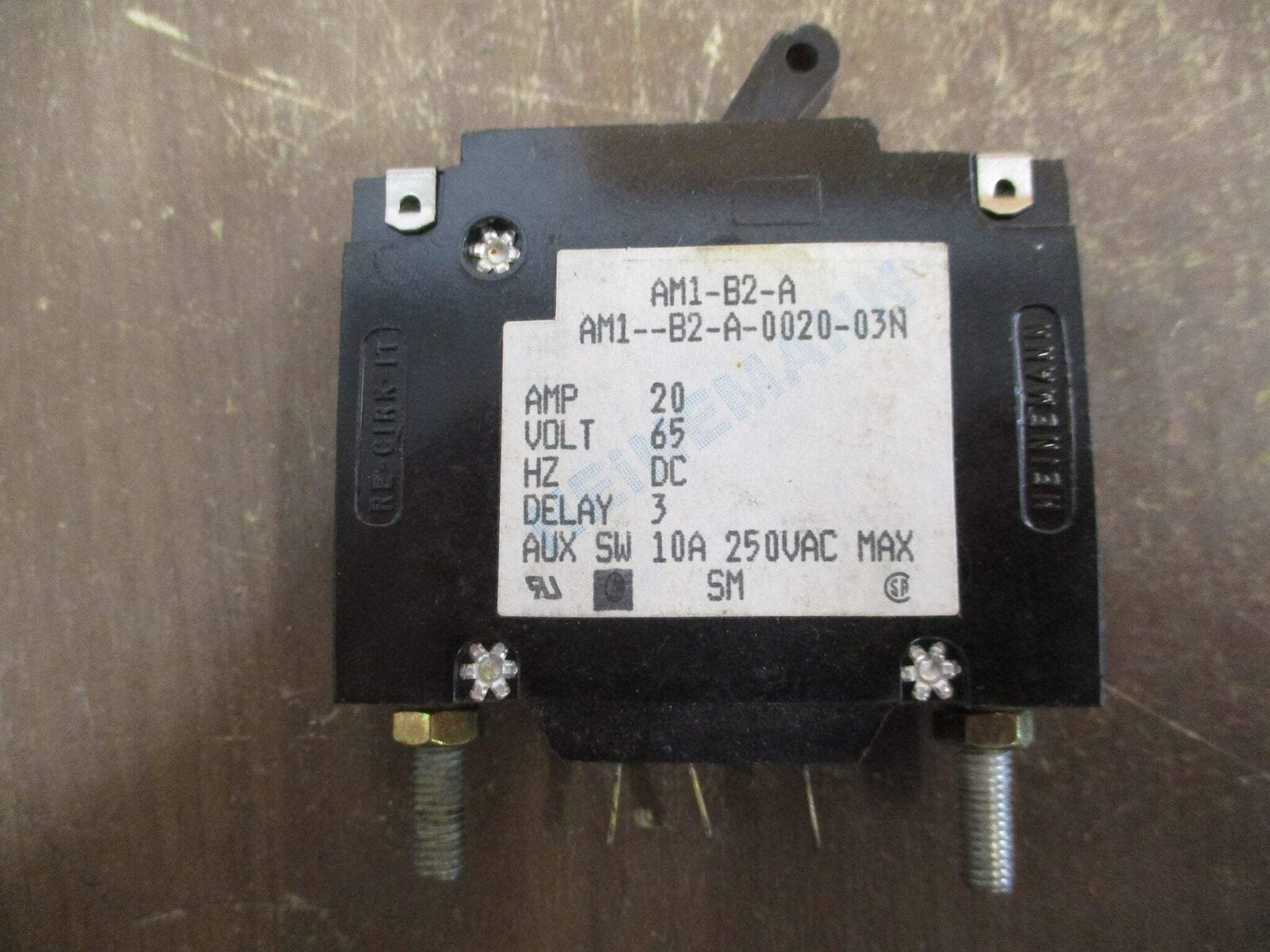 Heinemann DC Circuit Breaker AM1-B2-A-0020-03N 20A 65VDC 1P Used