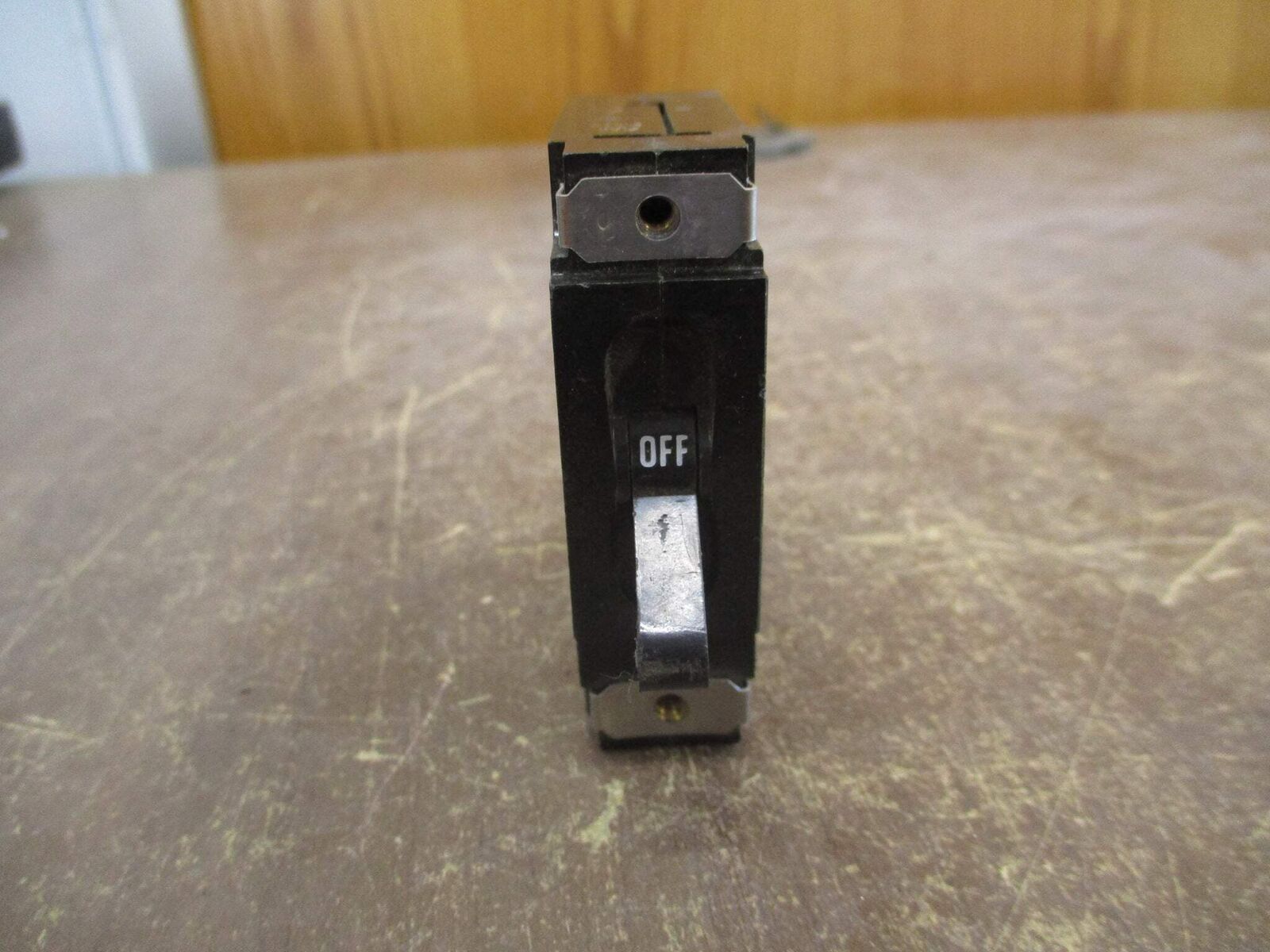 Heinemann DC Circuit Breaker AM1-B2-A-0020-03N 20A 65VDC 1P Used