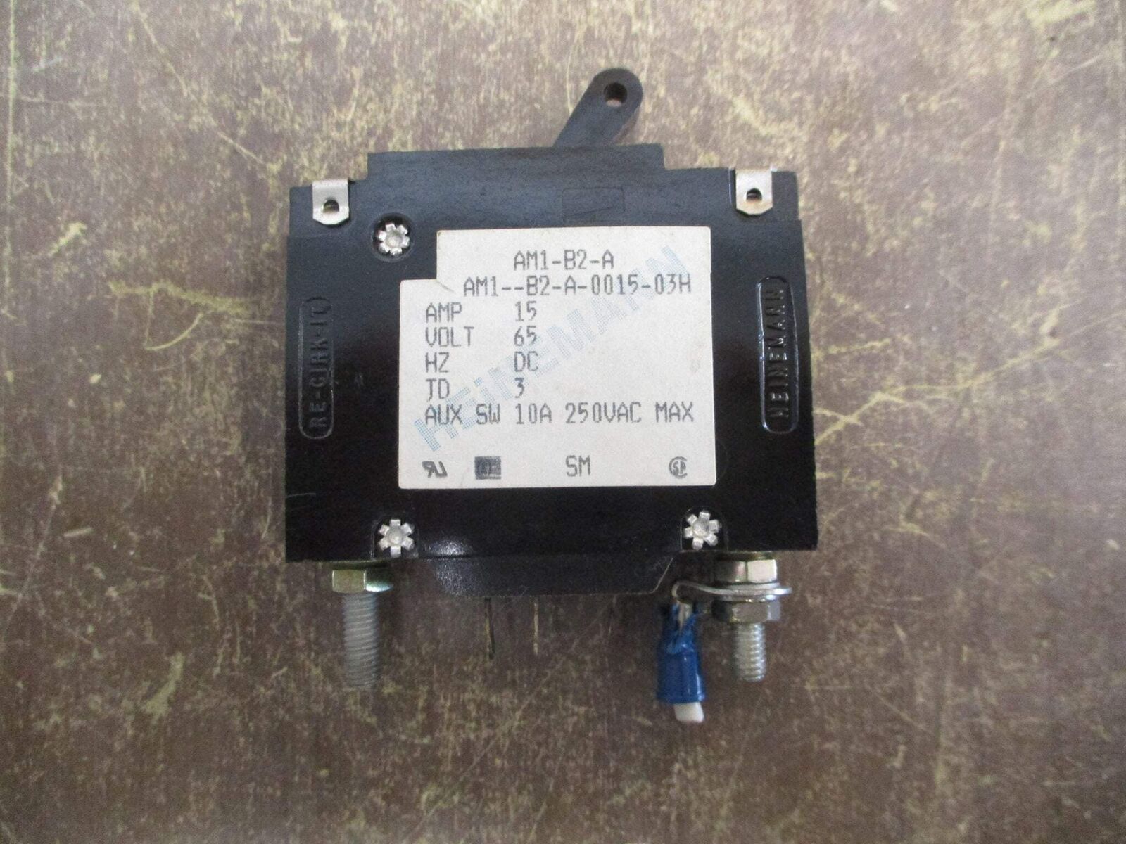 Heinemann DC Circuit Breaker AM1-B2-A-0015-03H 15A 65VDC 1P Used
