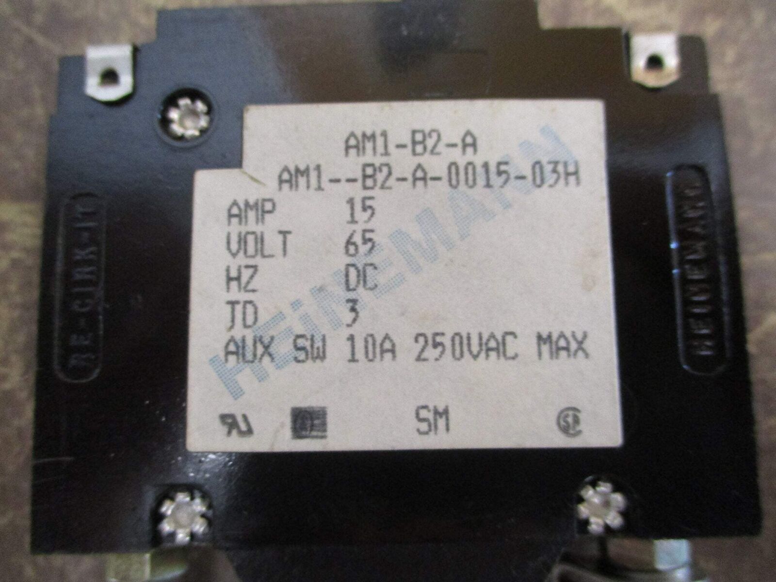 Heinemann DC Circuit Breaker AM1-B2-A-0015-03H 15A 65VDC 1P Used