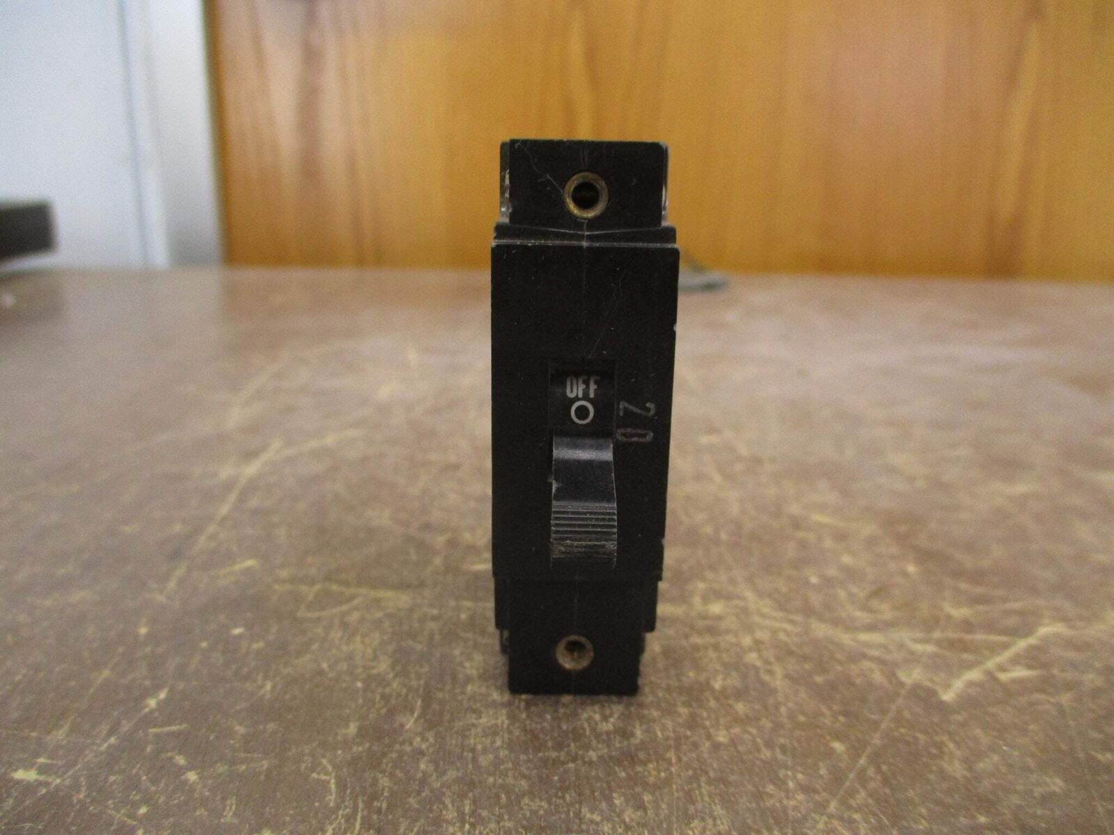 Eaton Heinemann DC Circuit Breaker AM1R-Z753-3 AM1R-B2-AC97D-A52 20A 65VDC Used