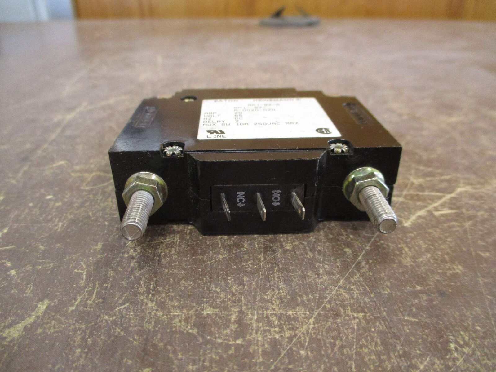 Eaton Heinemann DC Circuit Breaker AM1-B2-A-0020-02N 20A 65VDC 1P Used