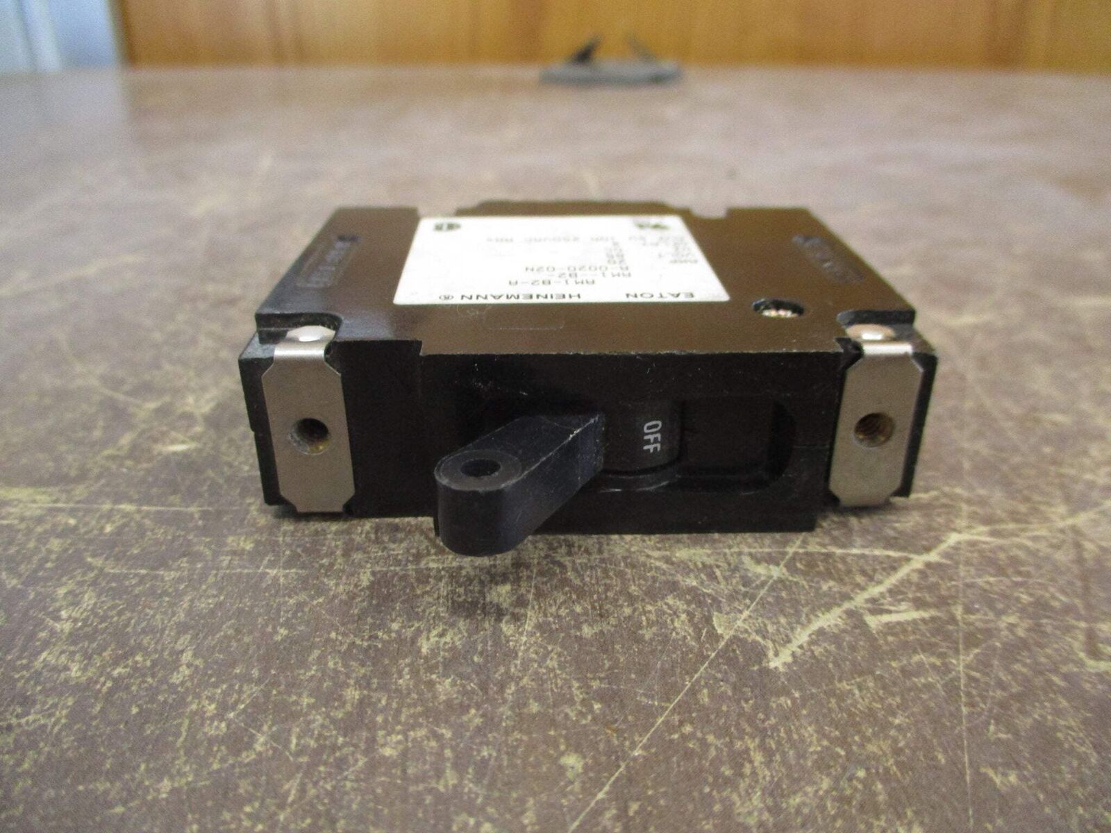 Eaton Heinemann DC Circuit Breaker AM1-B2-A-0020-02N 20A 65VDC 1P Used