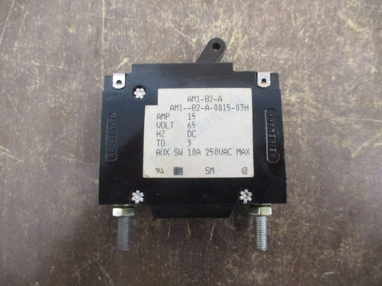 Heinemann DC Circuit Breaker AM1-B2-A-0015-03H 15A 65VDC 1P Used