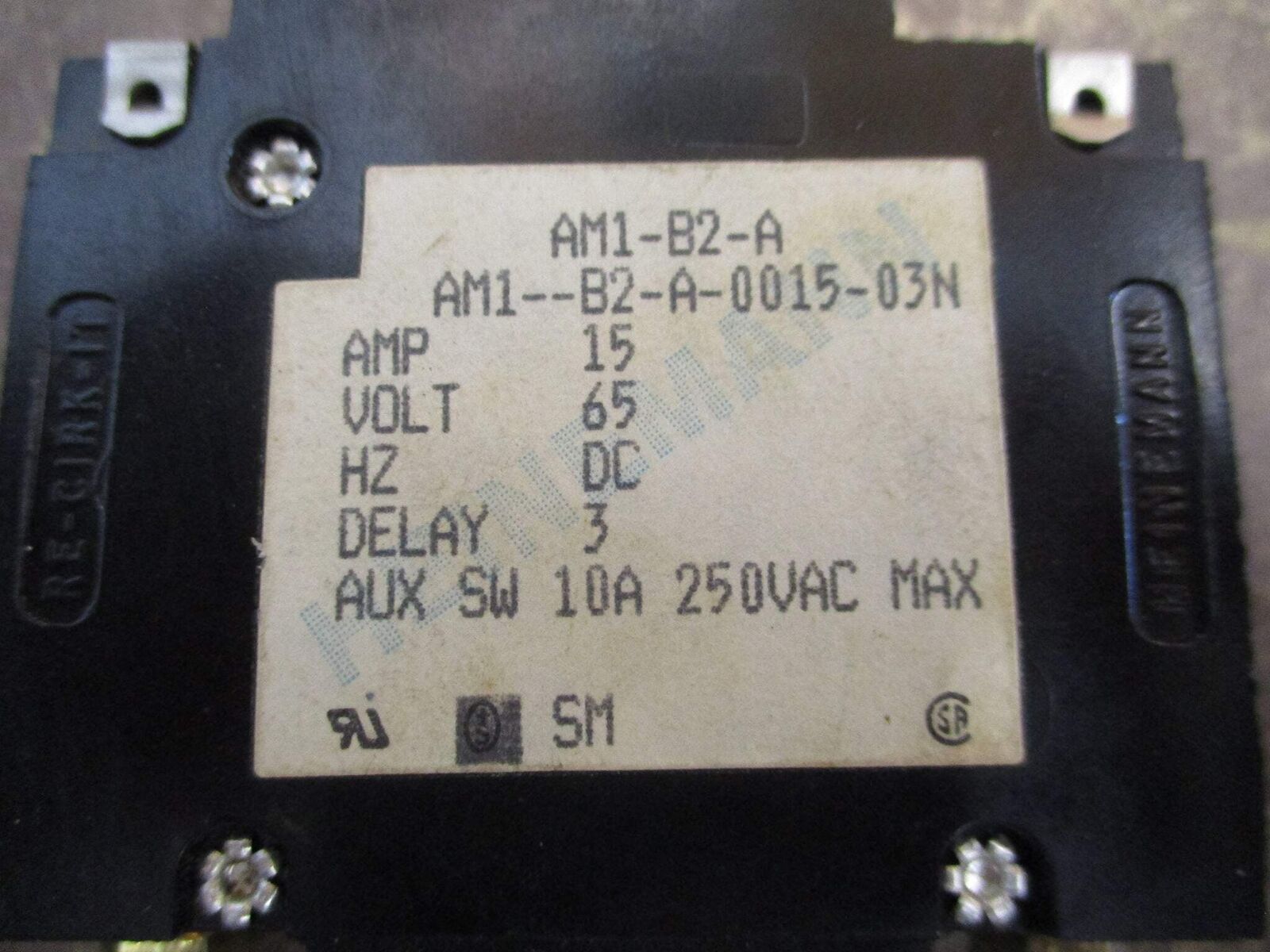 Heinemann DC Circuit Breaker AM1-B2-A-0015-03N 15A 65VDC 1P Used