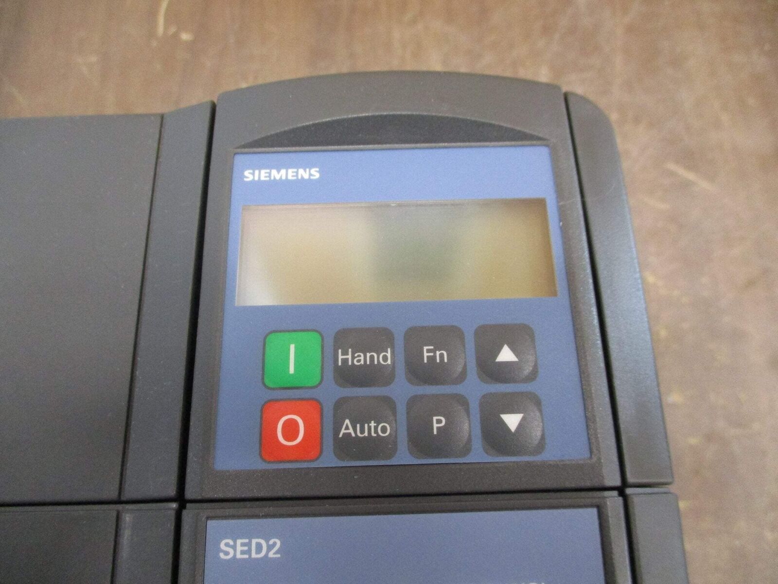 Siemens SED2-2.2/22X AC Drive 6SE6436-2UC22-2BA0 3HP 3Ph w/ Keypad Used
