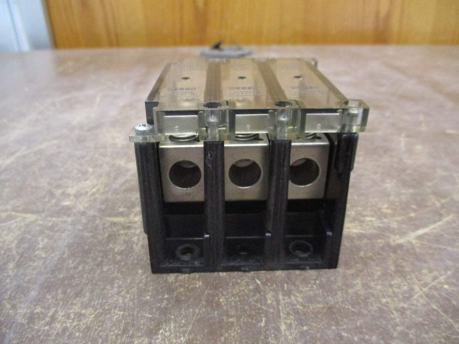 Gould Shawmut Power Distribution Block 63153 3P 600V Used