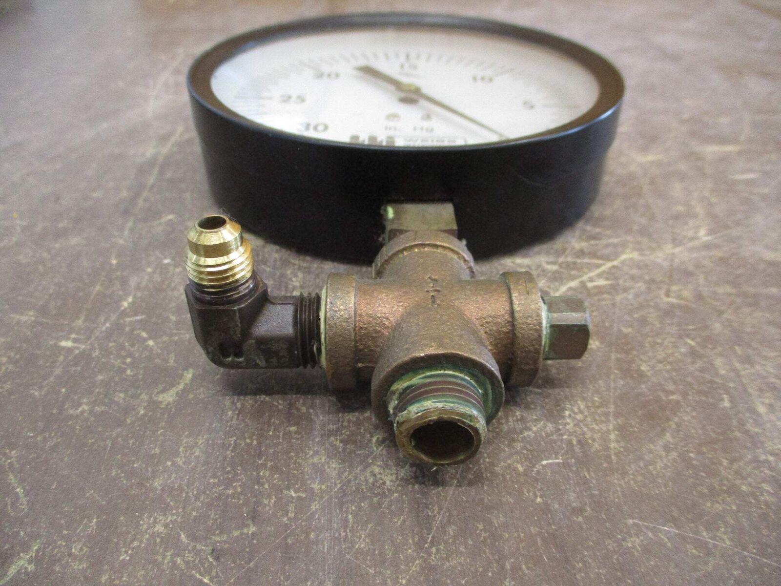 Weiss Instruments Pressure Gauge 9010-42 Range: 0-30in Hg Used