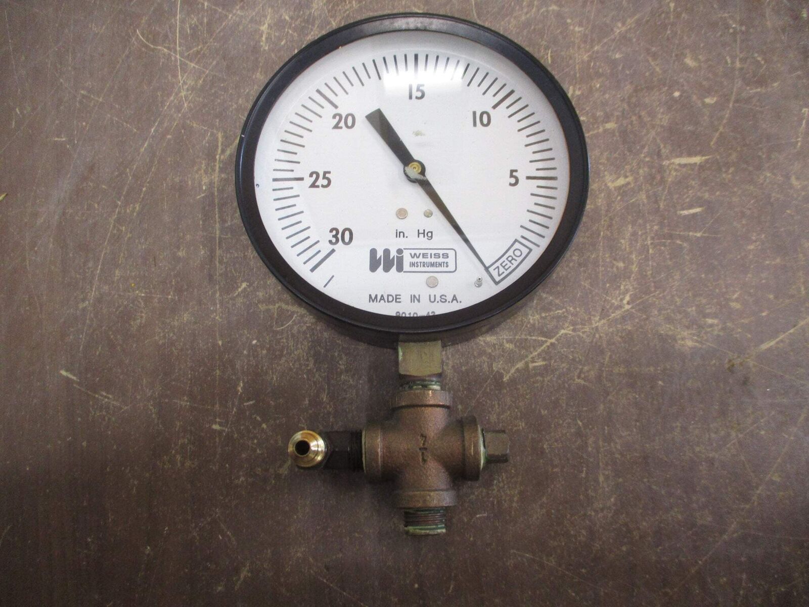 Weiss Instruments Pressure Gauge 9010-42 Range: 0-30in Hg Used
