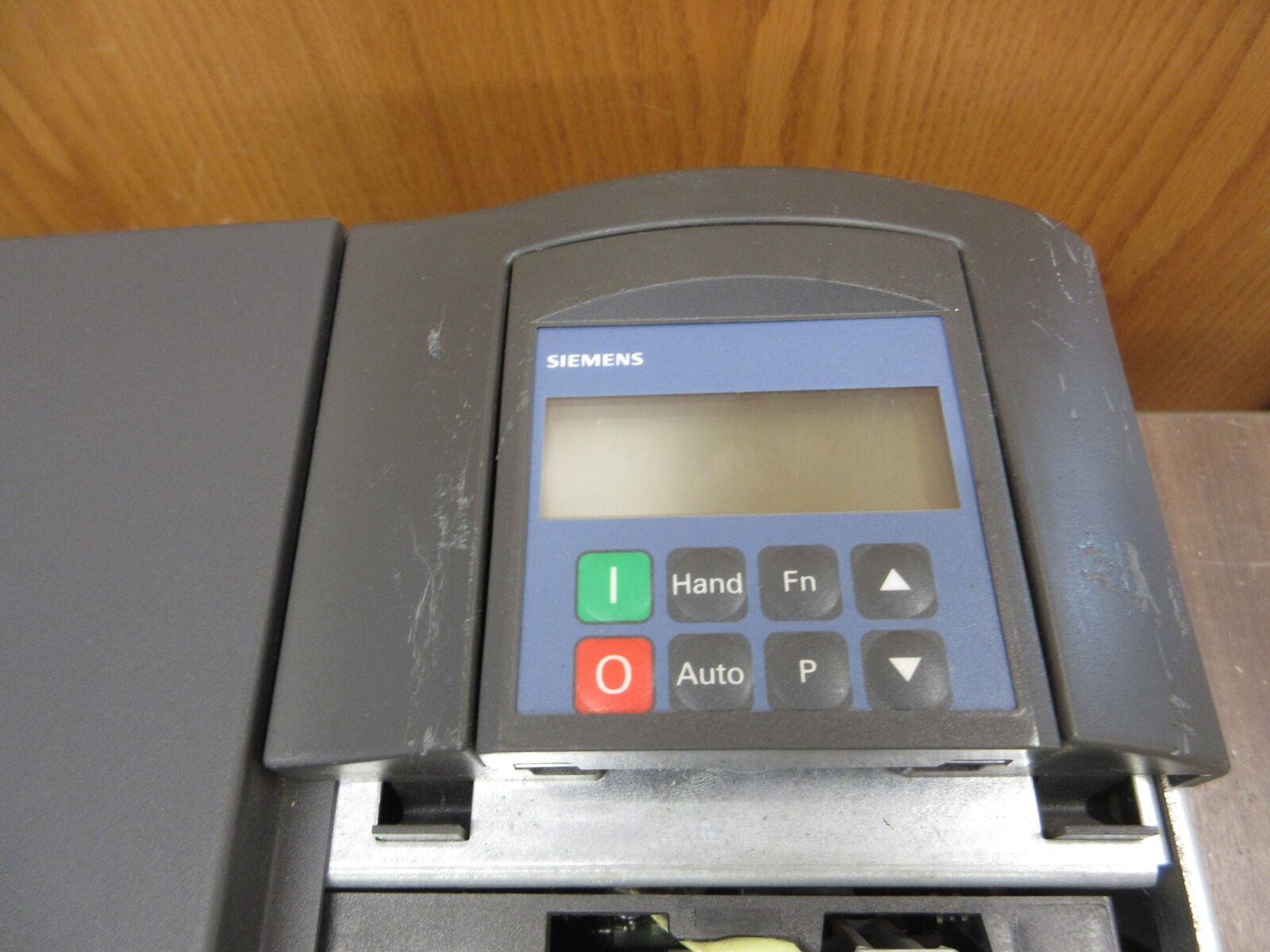Siemens SED2-15/22X AC Drive 6SE6436-2UC31-5DA0 20HP 3Ph w/ Keypad *No Cover*