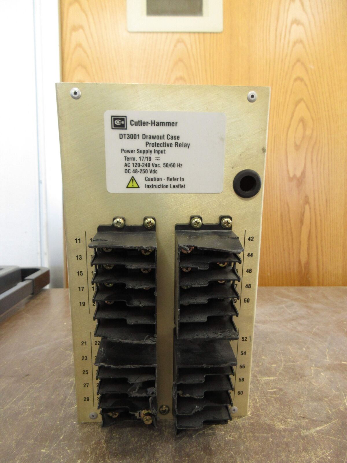 Cutler-Hammer Digitrip 3000 66D2005G21 *Broken Terminal* Used