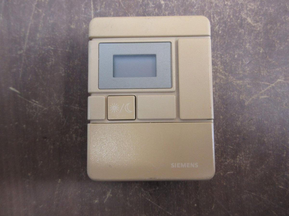 Siemens Room Temp. Sensor 540680FA w/ Display Used
