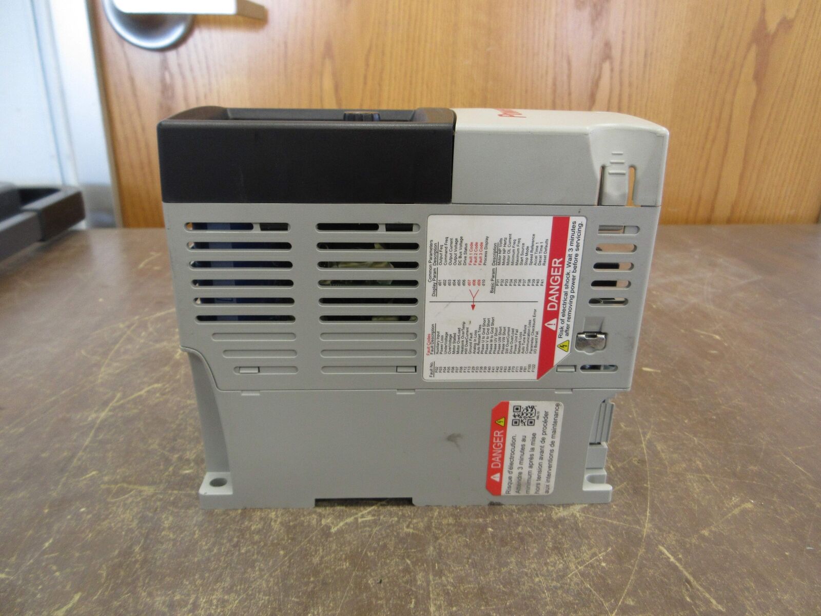 Allen-Bradley PowerFlex 4 AC Drive 22A-D2P3N104 1HP 3Ph Used
