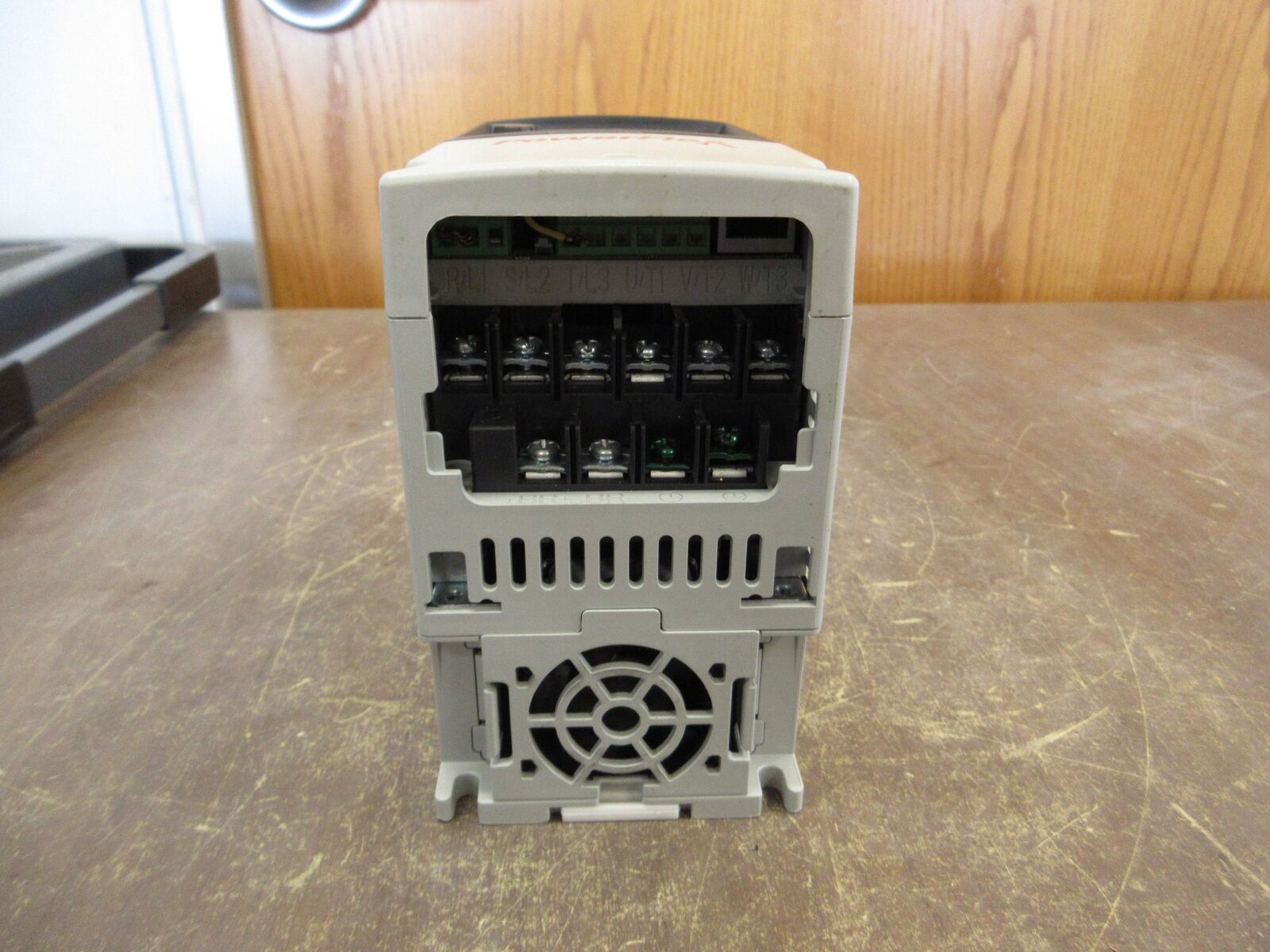 Allen-Bradley PowerFlex 4 AC Drive 22A-D2P3N104 1HP 3Ph Used