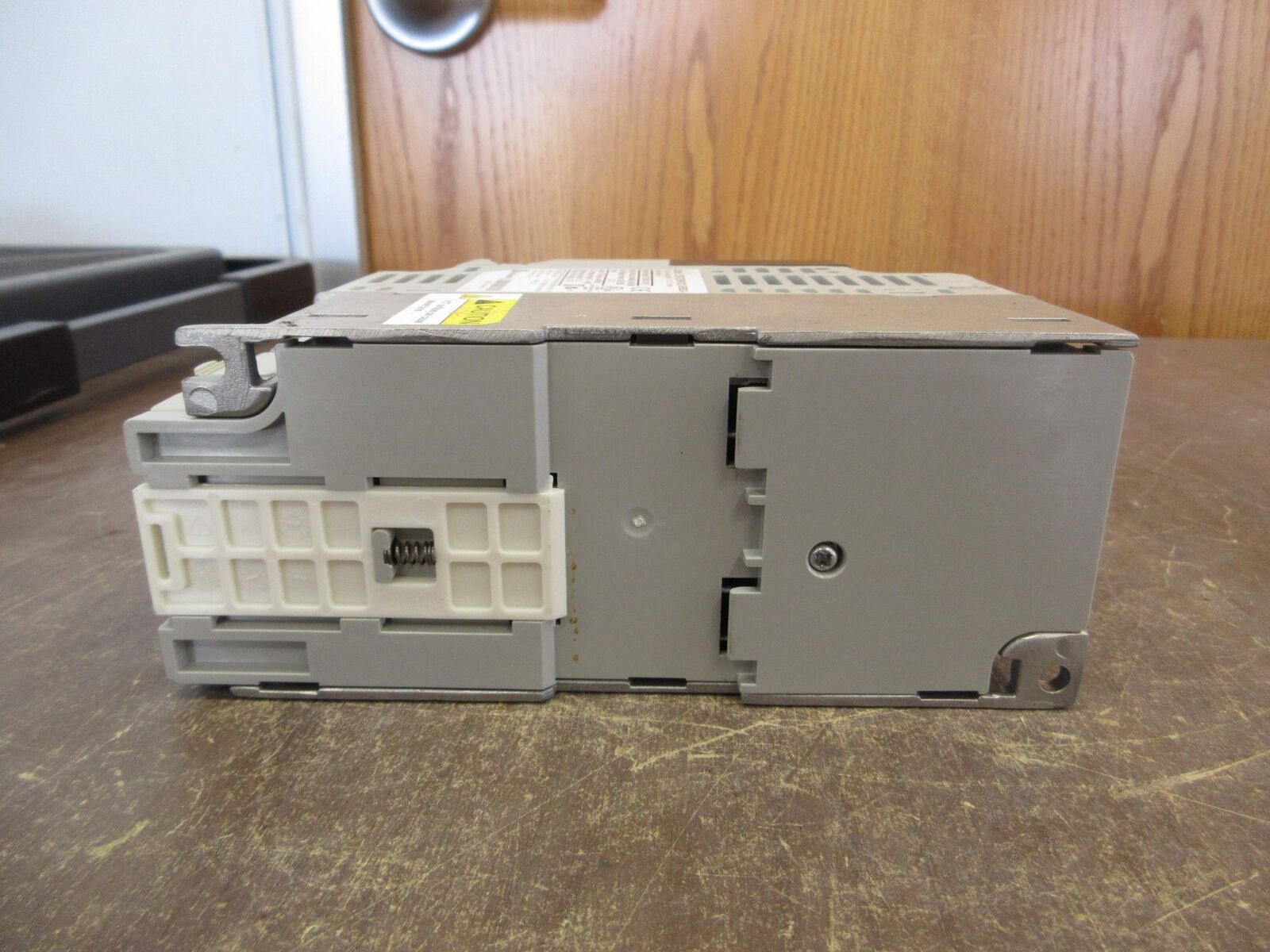Allen-Bradley PowerFlex 4M AC Drive 22F-D2P5N103 1HP 3Ph Used