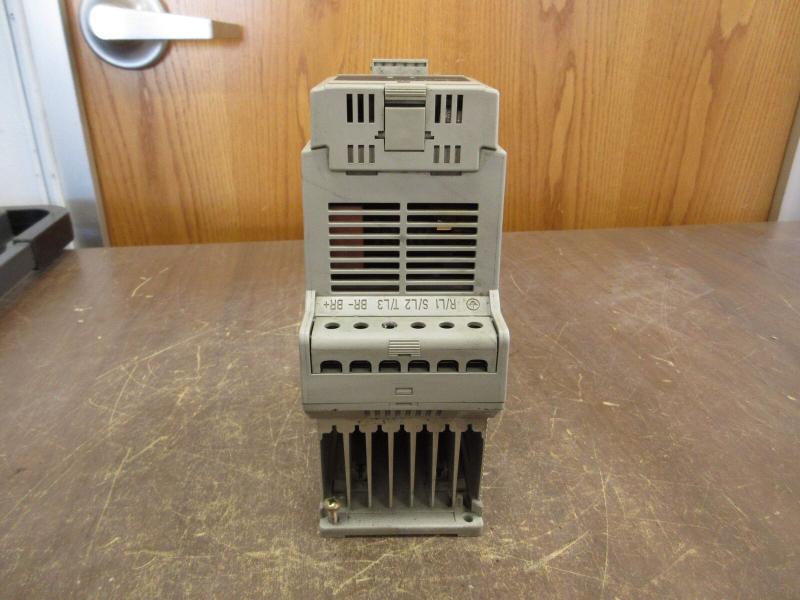 Allen-Bradley Speed Controller 160-BA03NSF1 Ser. C FRN: 7.05 Analog S.F. 1HP 3Ph