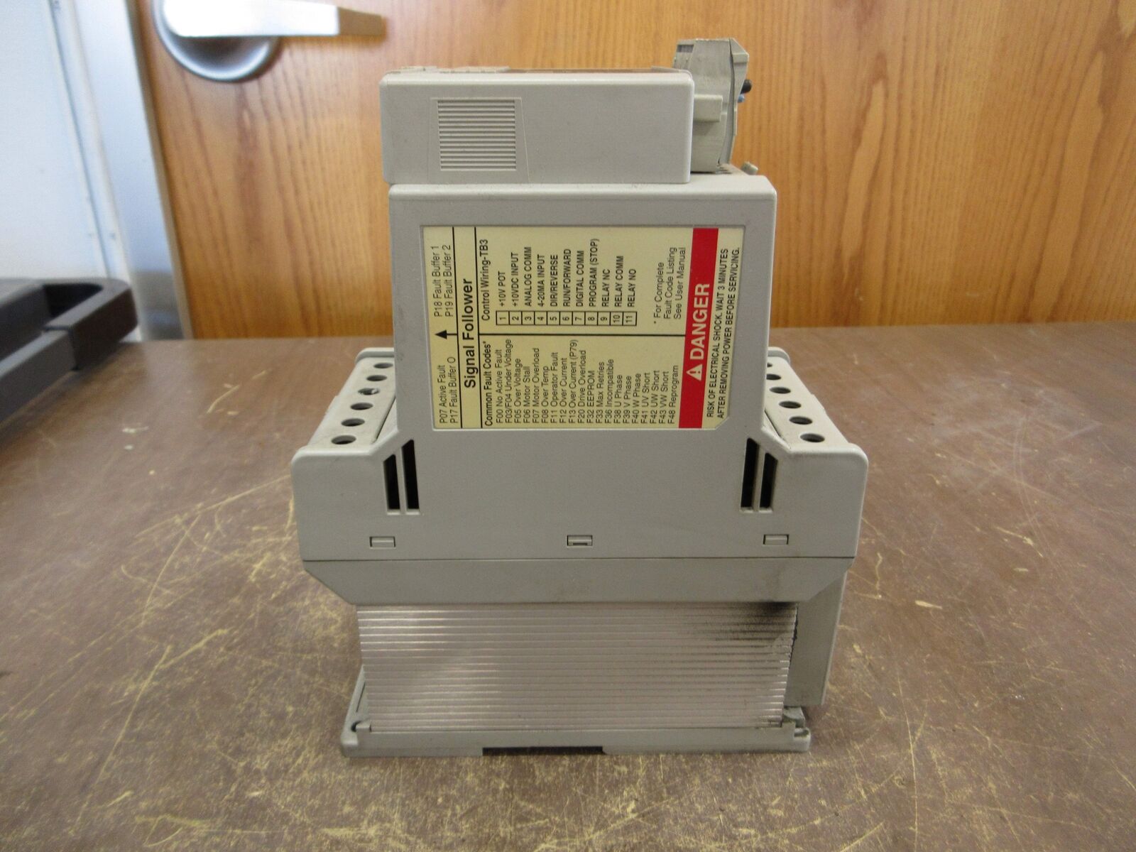 Allen-Bradley Speed Controller 160-BA03NSF1 Ser. C FRN: 7.05 Analog S.F. 1HP 3Ph