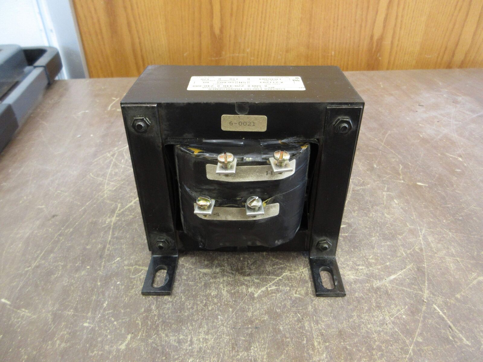 Allen-Bradley Transformer X-211293 0.500kVA Pri: 240/480V Sec: 120V Used