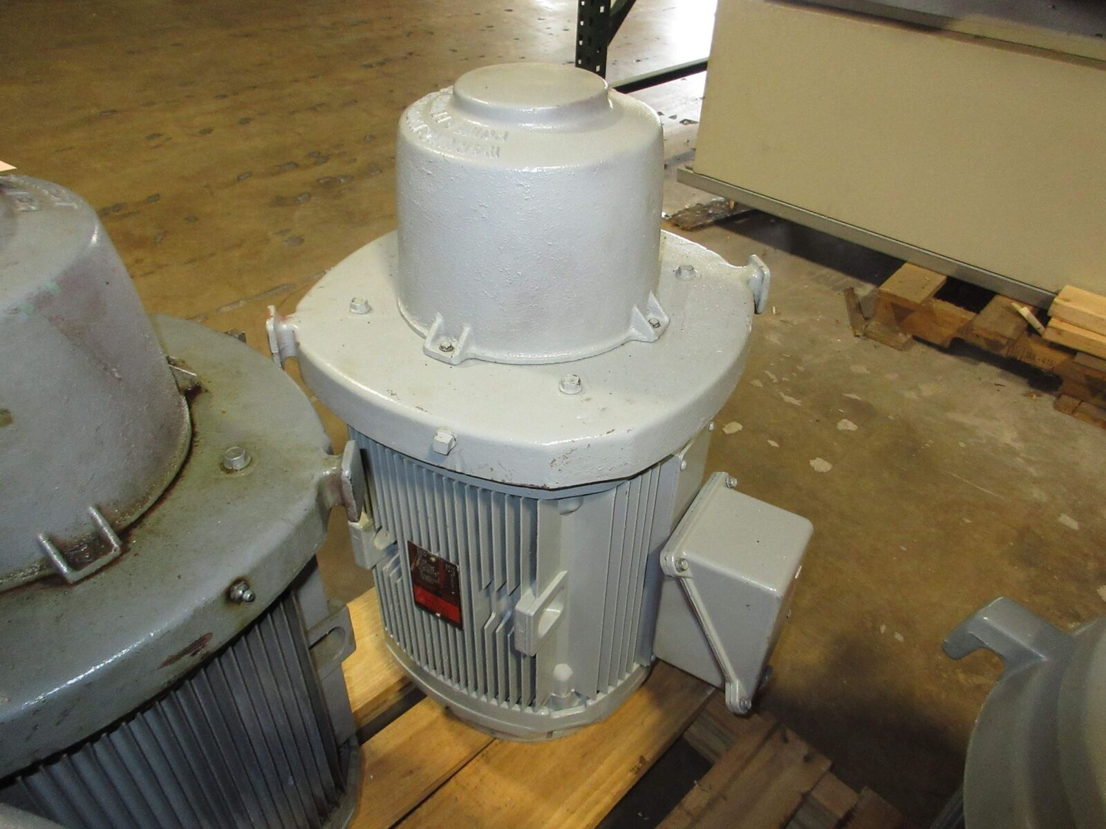 GE Vertical Motor 5K254DP6005 15HP 1800RPM 230/460V 40.8/20.4A 3Ph 60Hz Used