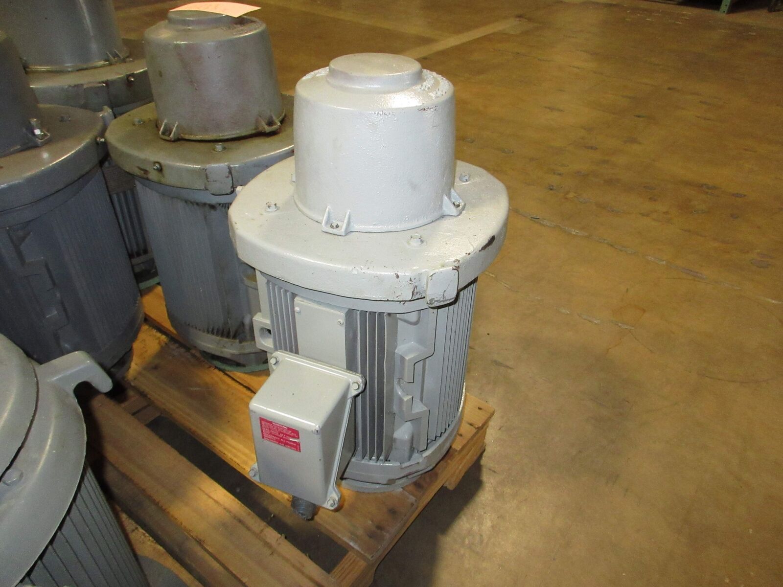 GE Vertical Motor 5K254DP6005 15HP 1800RPM 230/460V 40.8/20.4A 3Ph 60Hz Used