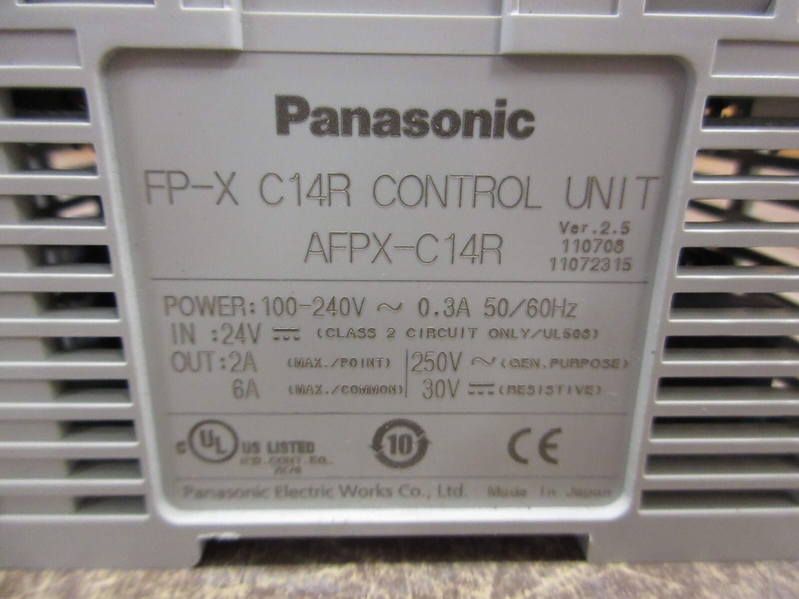 Panasonic FP-X C14R Control Unit AFPX-C14R Ver. 2.5 100-240V 0.3A 50/60Hz Used