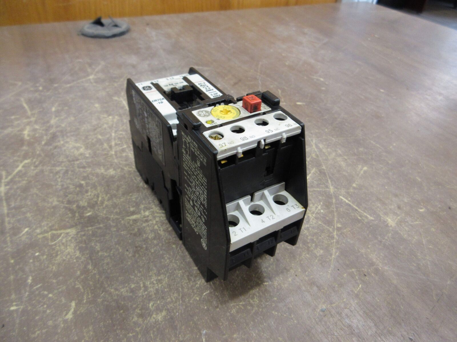 GE Starter CR7CA CR7G1WC 24V Coil Trip: 0.40-0.63A Used