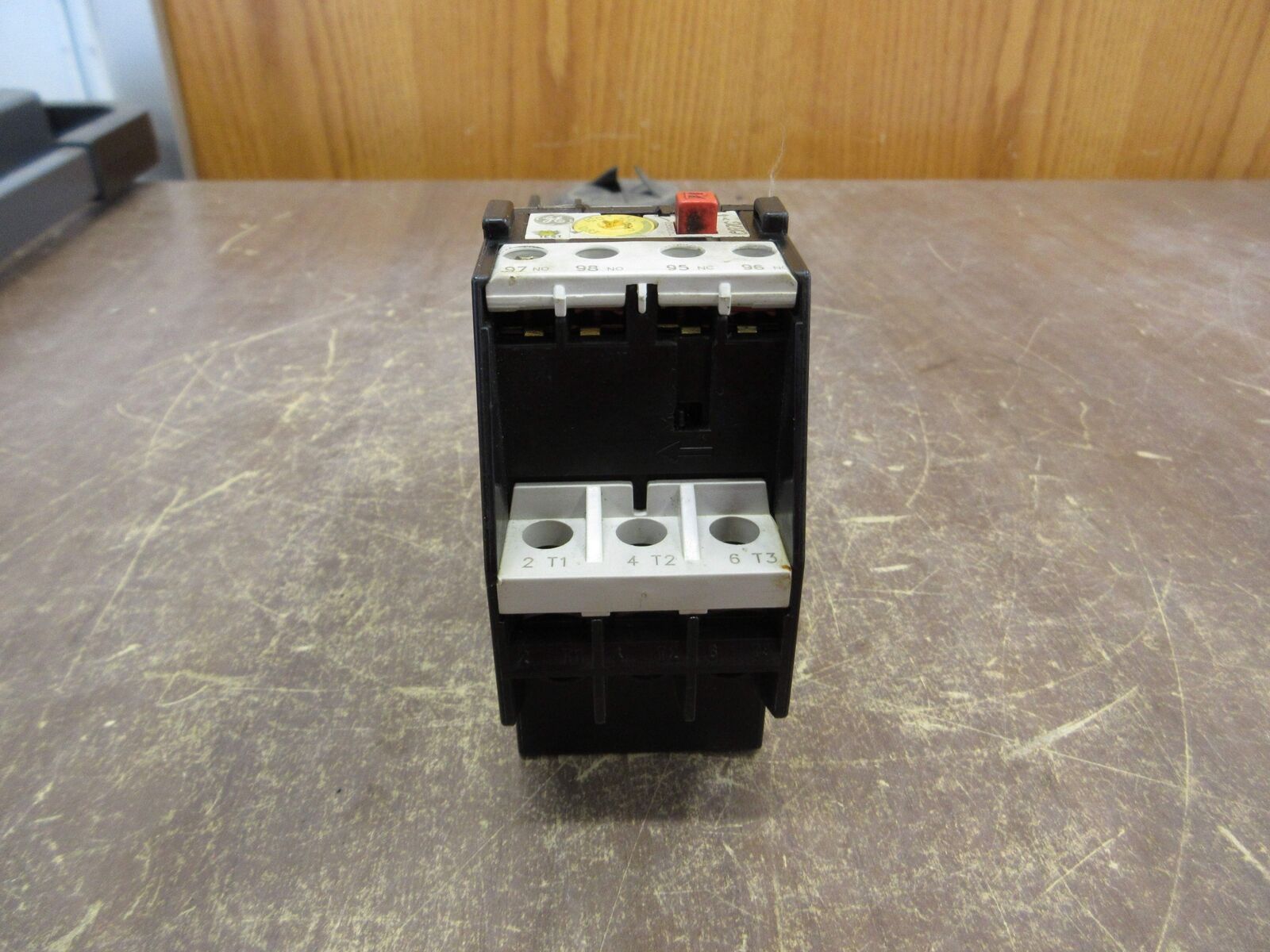 GE Starter CR7CA CR7G1WC 24V Coil Trip: 0.40-0.63A Used