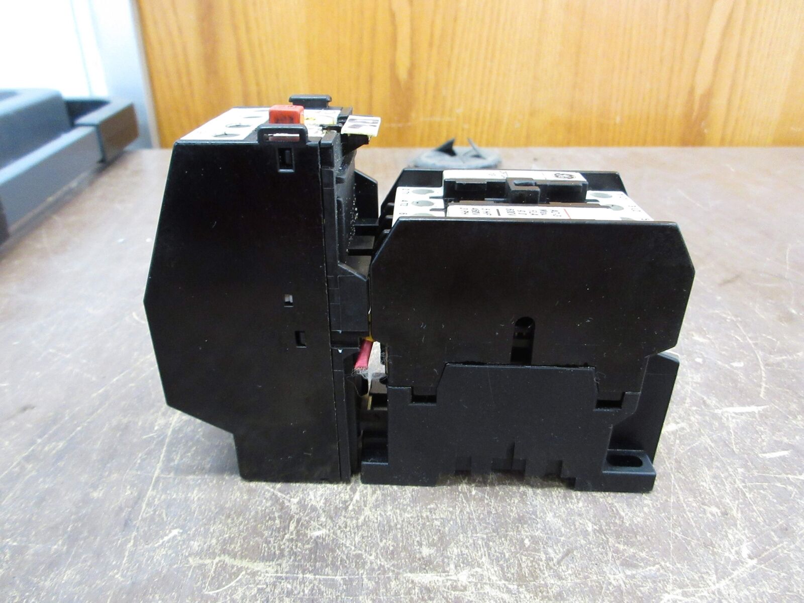 GE Starter CR7CA CR7G1WD 24V Coil Trip: 0.63-0.90A Used