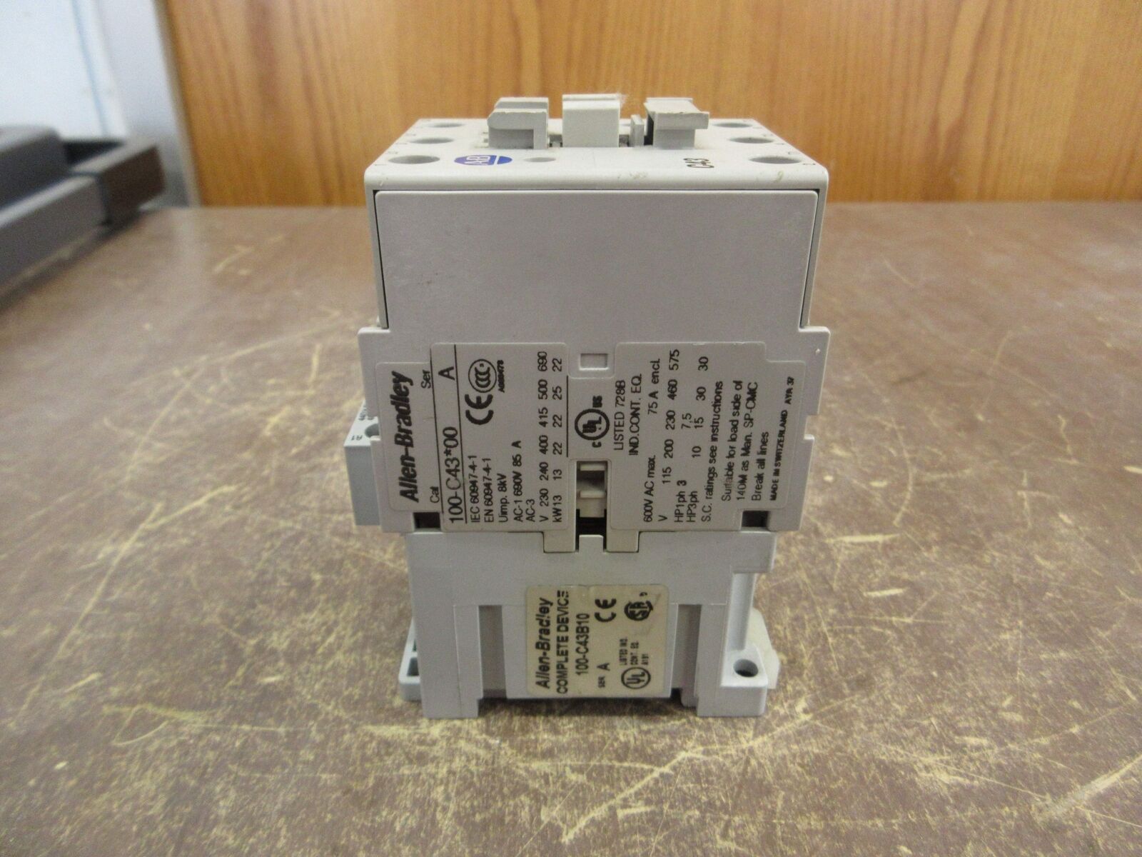 Allen-Bradley Contactor 100-C43*00 Ser. A 480V Coil 75A 600V (1) Aux Contact