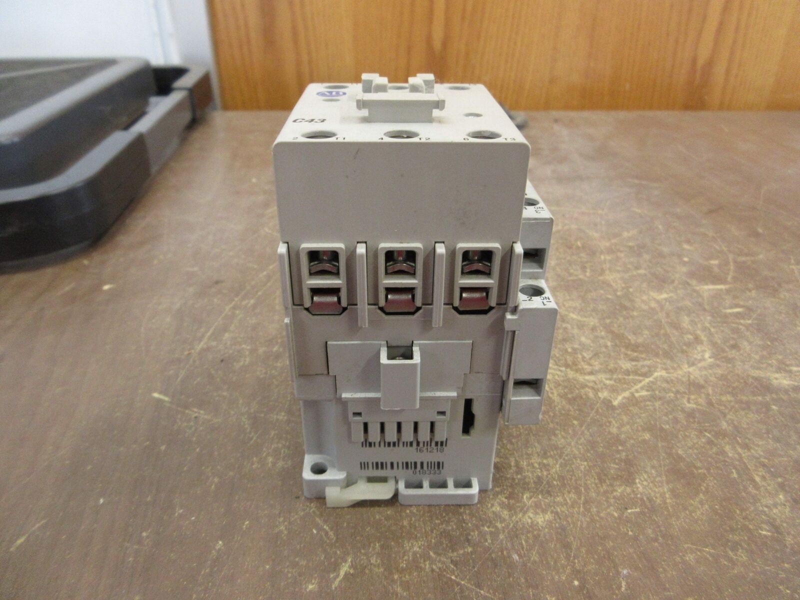 Allen-Bradley Contactor 100-C43*00 Ser. A 480V Coil 75A 600V (1) Aux Contact