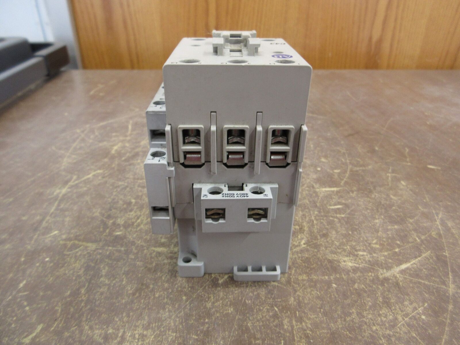 Allen-Bradley Contactor 100-C43*00 Ser. A 480V Coil 75A 600V (1) Aux Contact