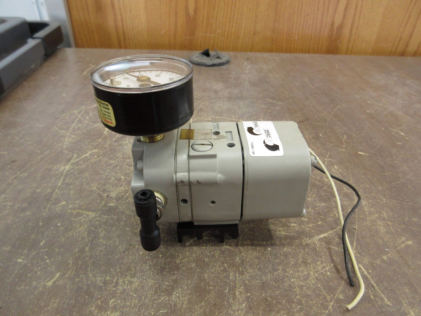Bellofram E/P Pressure Transducer 961-112-000 Input: 0-10VDC Used