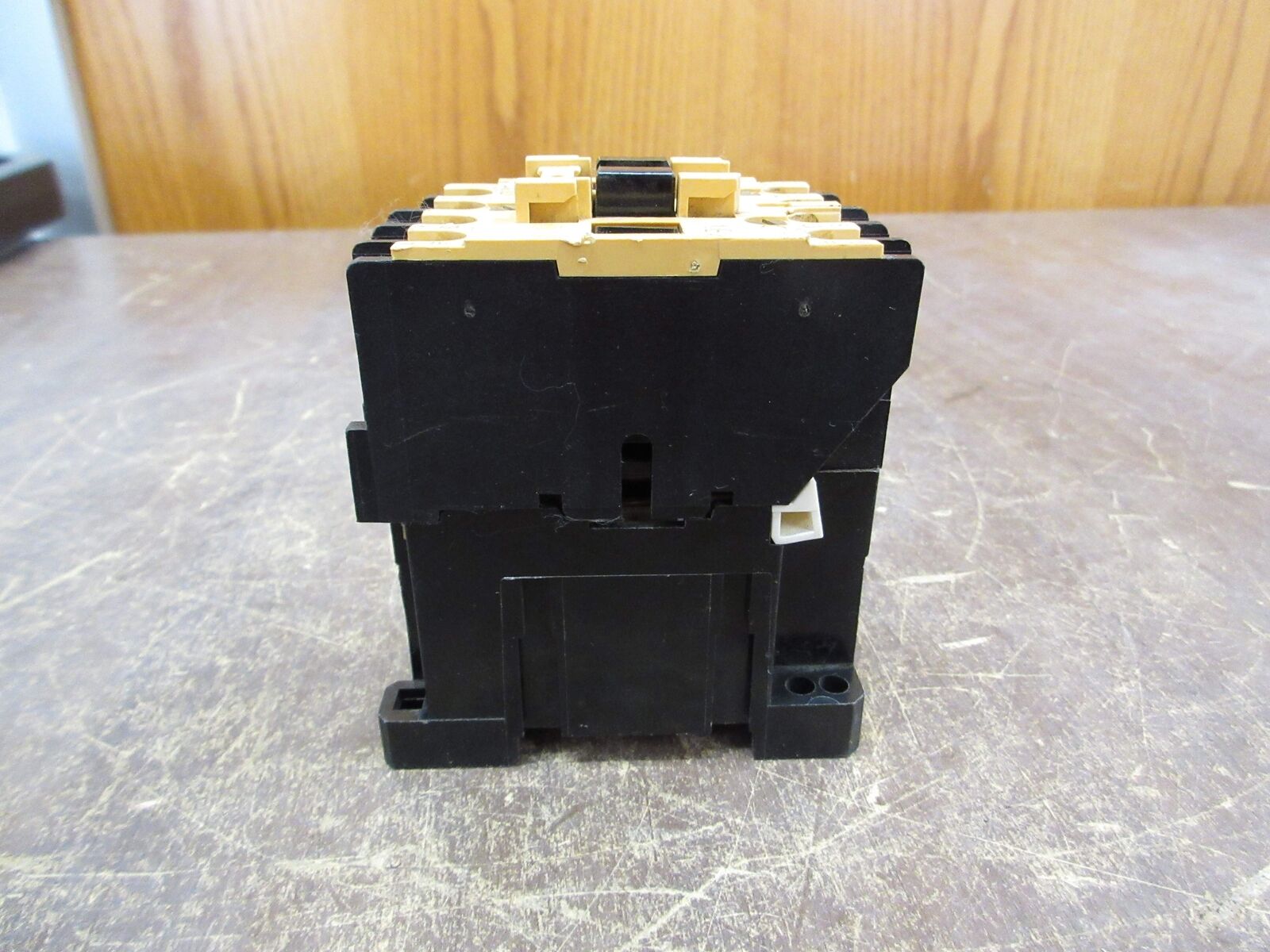 Allen-Bradley Contactor 100-A09ND3 9A 600V 120V Coil *Lot of 3* Used