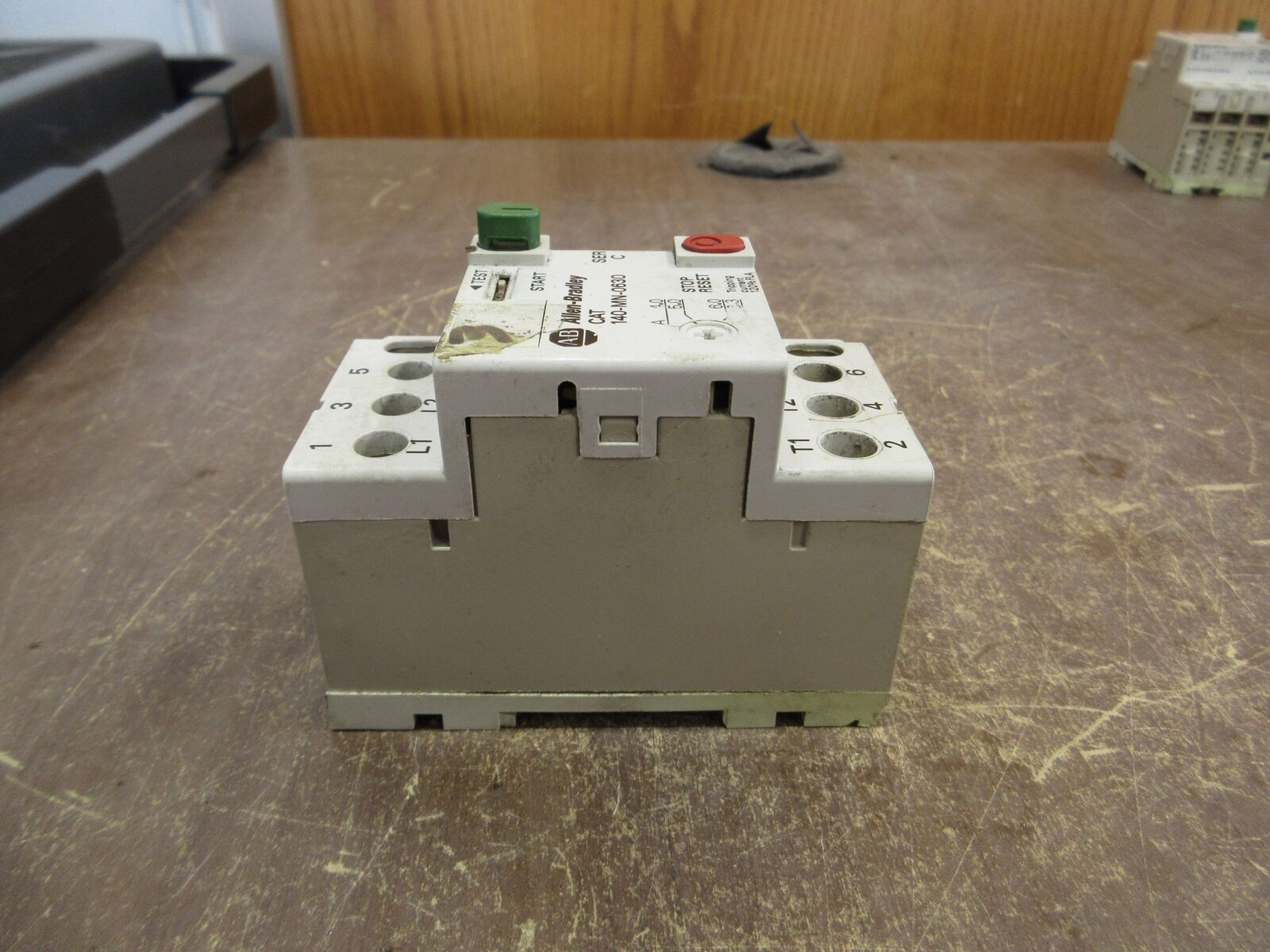 Allen-Bradley Manual Starter 140-MN-0630 Ser. C Trip: 4.0-6.3A Used