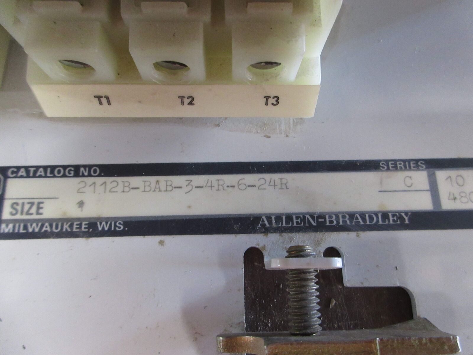 Allen-Bradley Size 1 MCC Bucket 2112B-BAB-3-4R-6-24R 480V 3Ph 60Hz 120V Coil