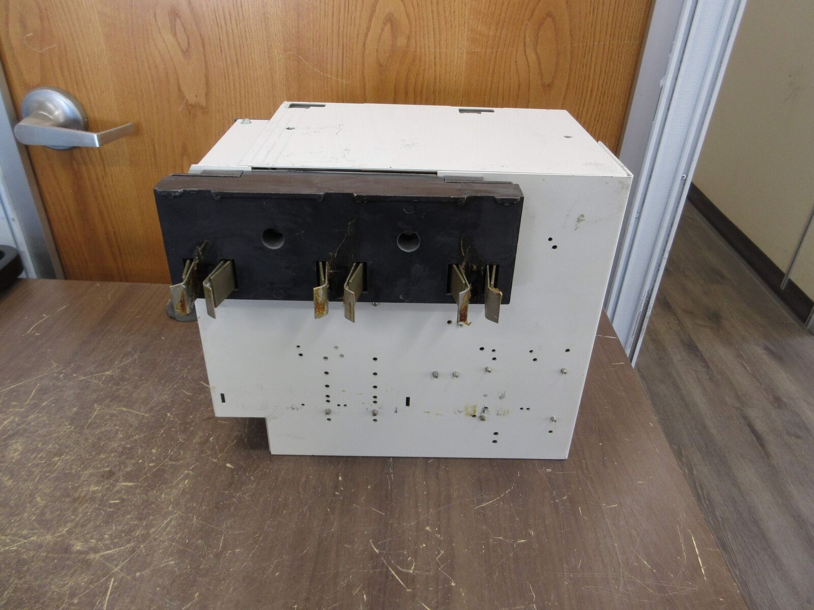 Allen-Bradley Size 1 MCC Bucket 2112B-BAB-3-4R-6-24R 480V 3Ph 60Hz 120V Coil
